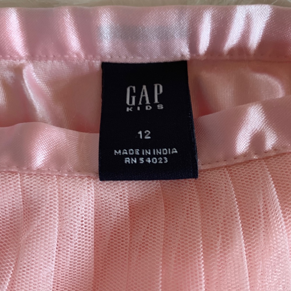 Pretty in Pink - soft & feminine knee length skirt